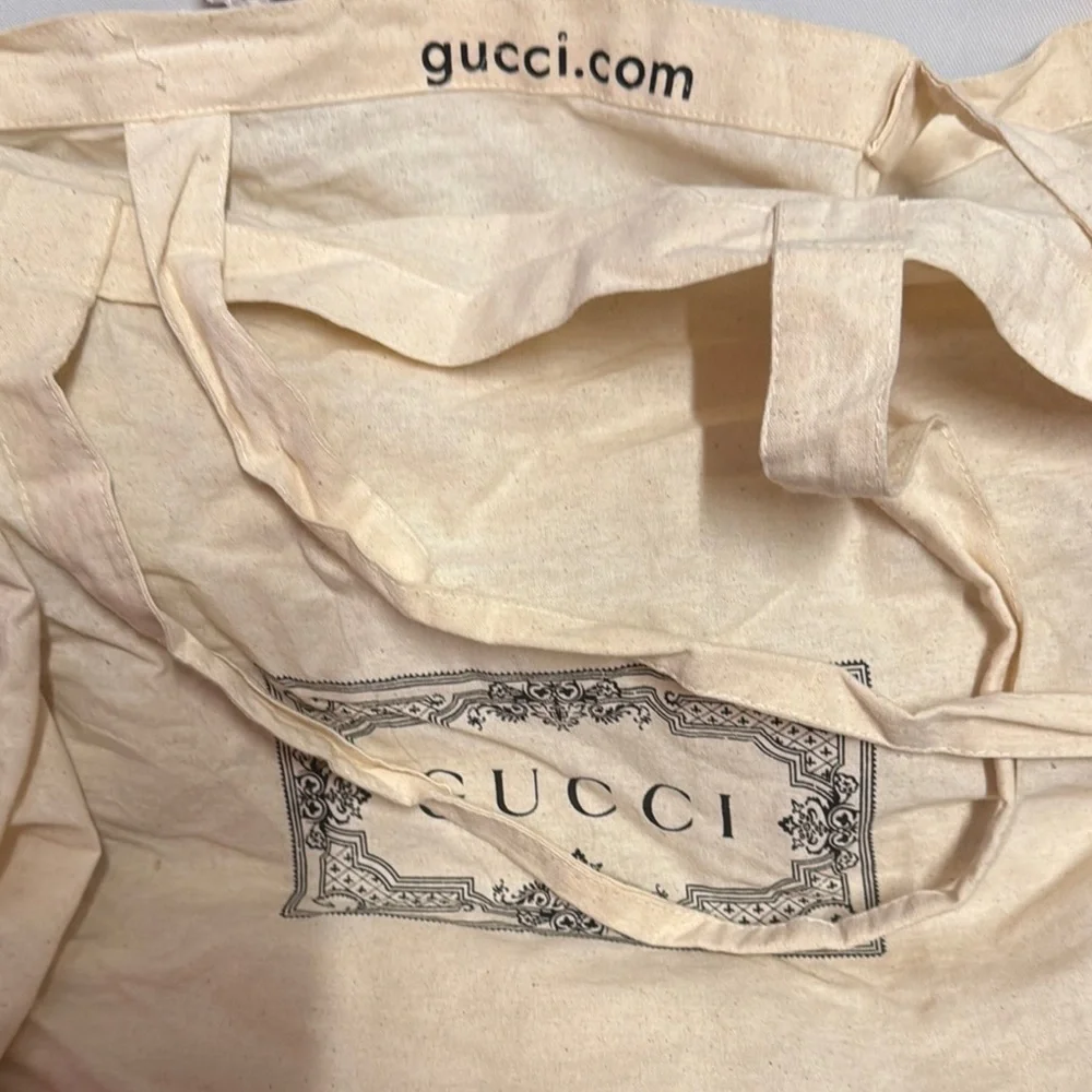 Gucci Vintage Beige & Black Monogram Tote. - Picture 12 of 14